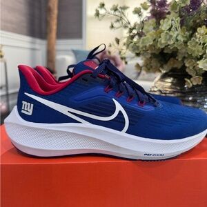 Nike NY Giants Pegasus 39 Running Shoe